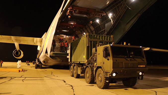 An-124-at-Pardubice